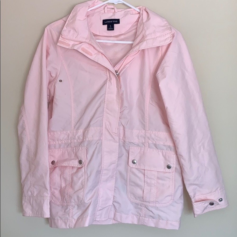 Wind coat